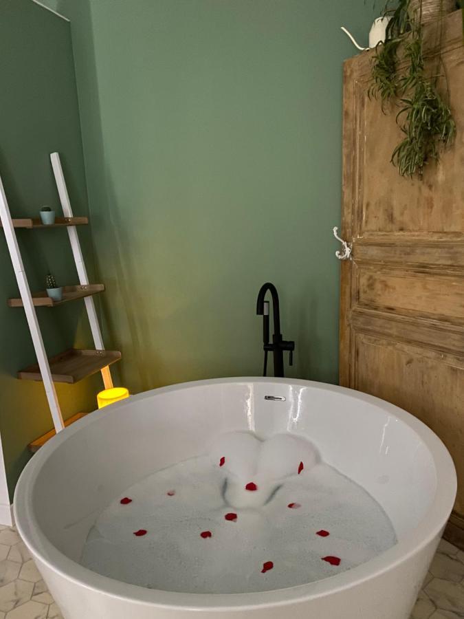 Hypolite Bed & Breakfast Avesnes-sur-Helpe Ngoại thất bức ảnh